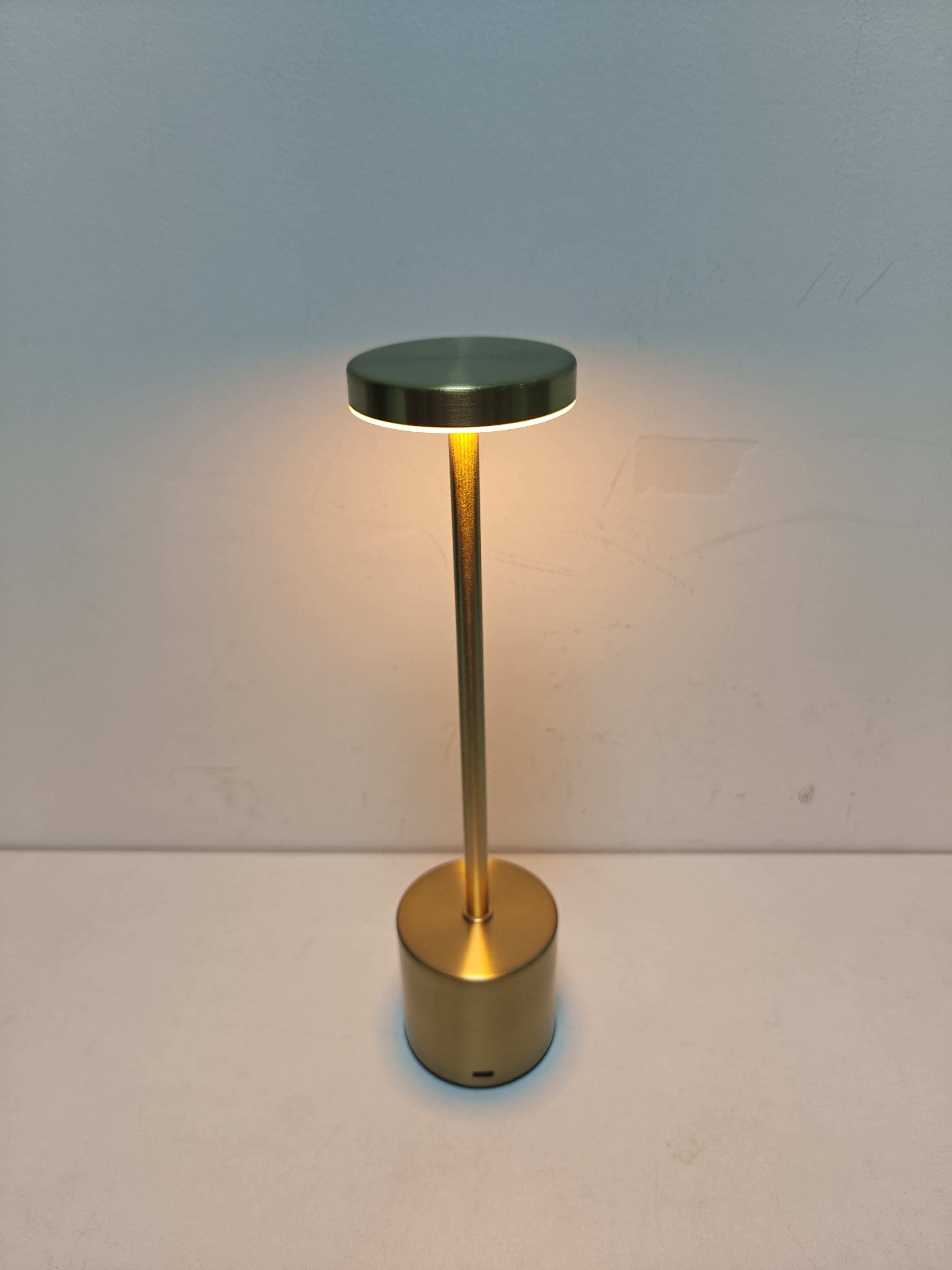 Dimmable led night lights new modern usb rechargeable decorative touch control wine led table restaurant lamps minimalist