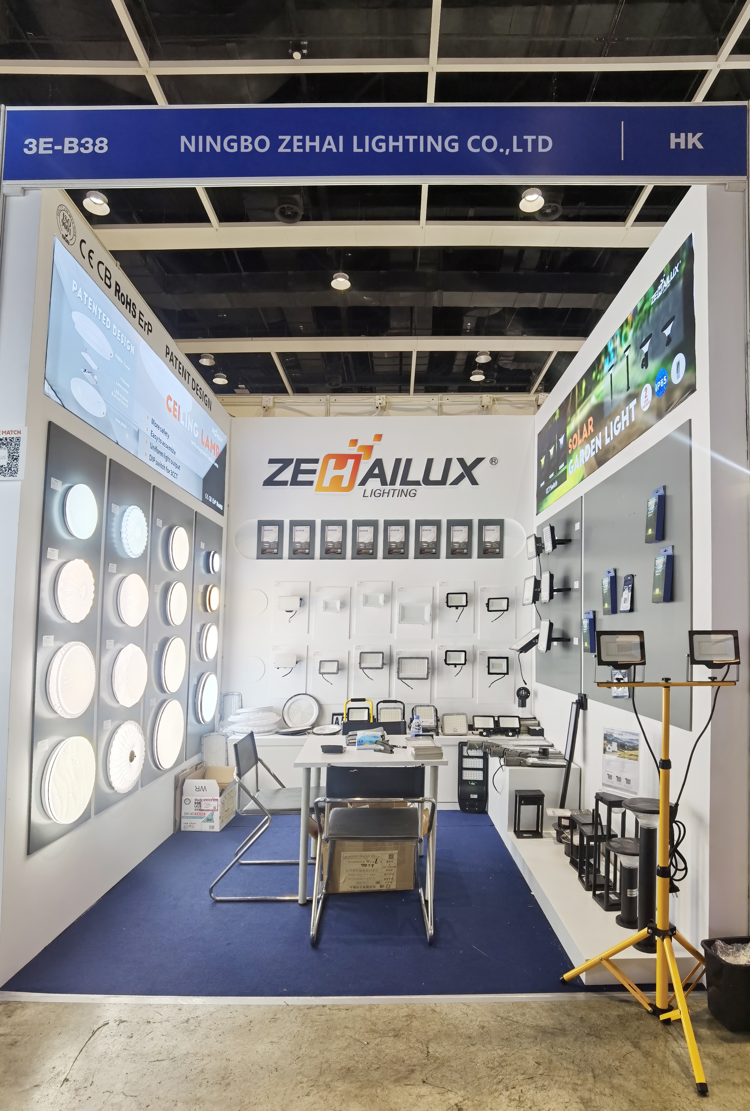 zehai lighting.jpg
